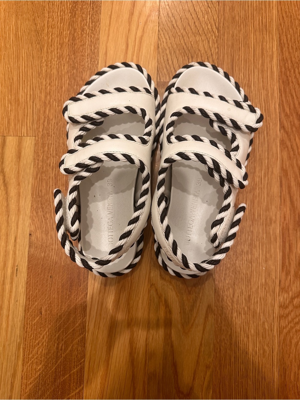 Bottega Veneta White Sandals with Black Rope Trim - Picture 2 of 4